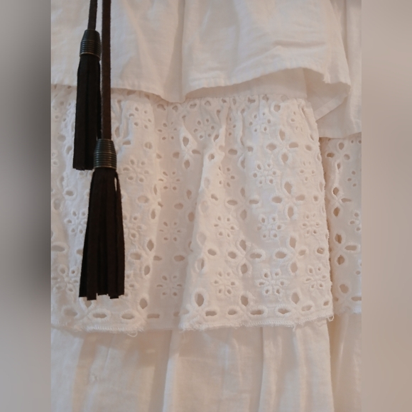 Boho Rue 21, White eyelet Skirt with Belt Size L Jrs Gently used y2k - Picture 3 of 7